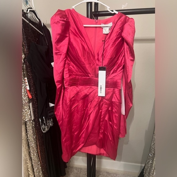 Ieena for Mac Duggal 26380 NWT RUCHED SATIN PUFF SLEEVE COCKTAIL DRESS - Picture 3 of 5